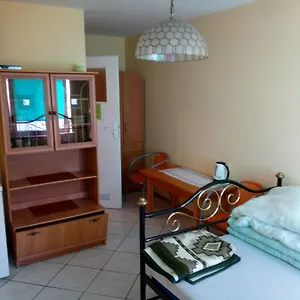 https://pokoje-goscinne-kolobrzeg-78-100-6.kolobrzeghotels.com